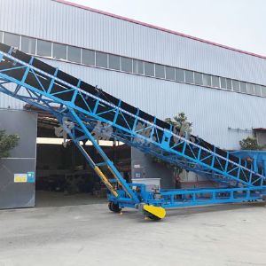 码头散料堆高机